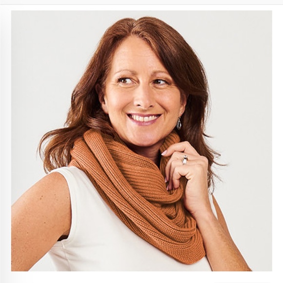 Organic Cotton - Sweater Infinity Scarf - Picture 2 of 6